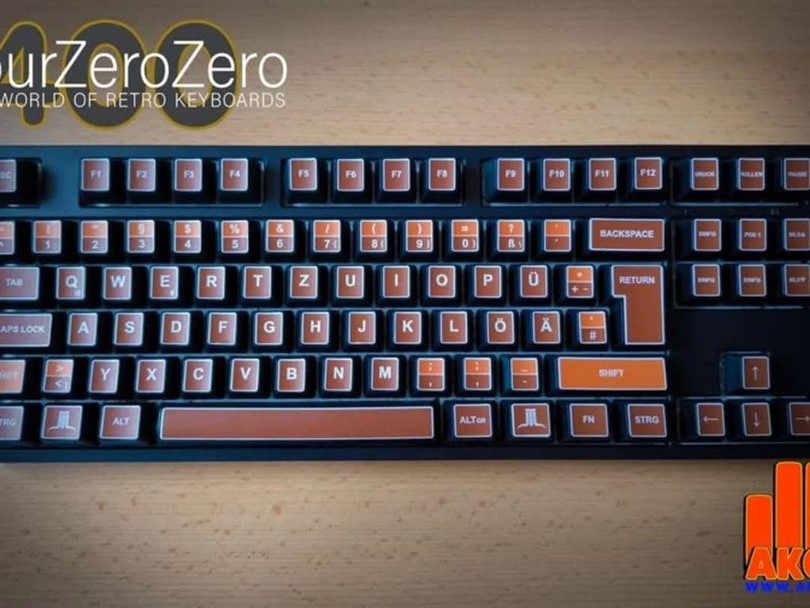 FourZeroZero 01 (810 x 607).jpg